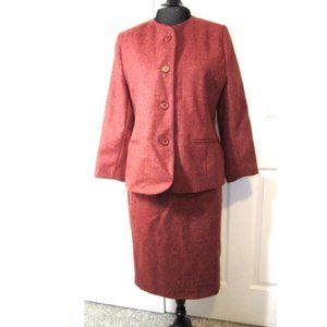 100% Wool Suit Vintage 2 piece Skirt & Jacket Orange UK size 14 is a Size 10 USA